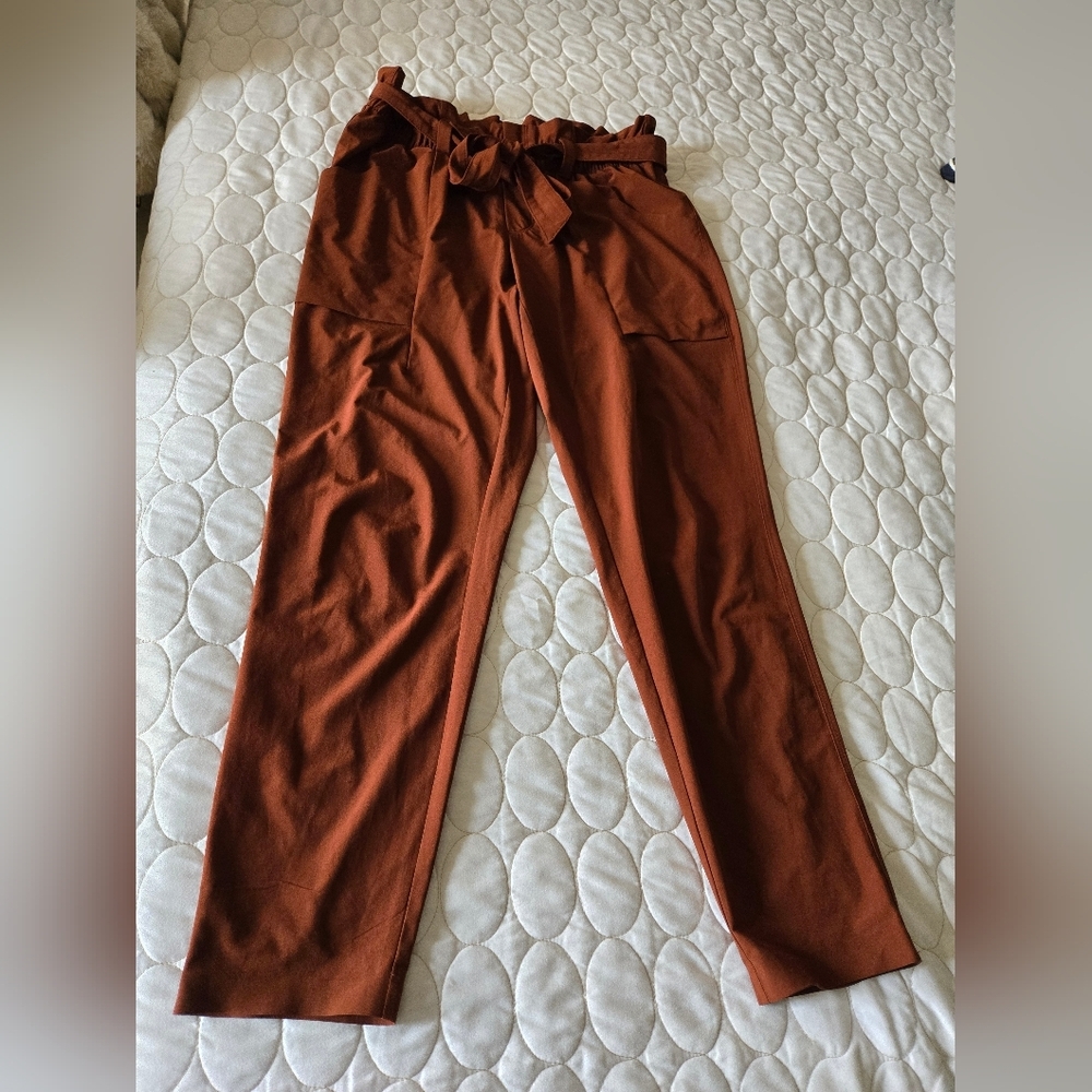 Athleta Pant 6 Rust Brown Skyline Belt Paperbag Travel Work Gorpcore Comfy Light - Picture 2 of 15